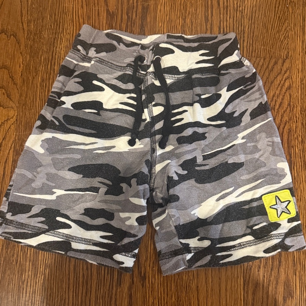 Bottle Caps Camo Shorts